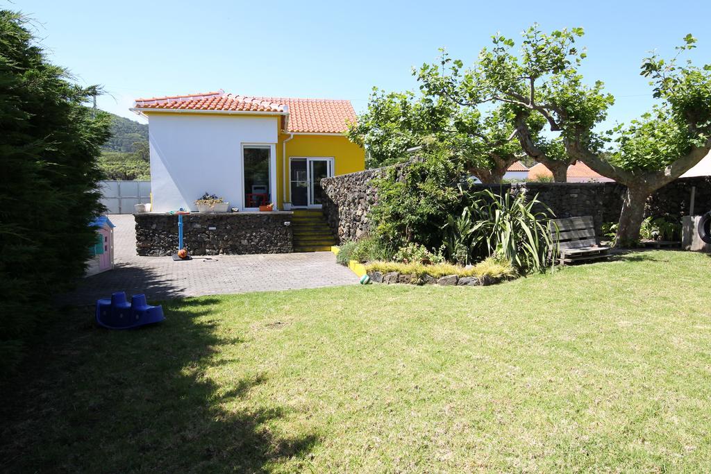 הוילה Praia da Vitória Casa Dos Biscoitos מראה חיצוני תמונה